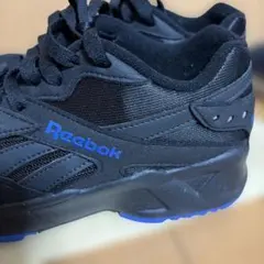 リーボック　24.5