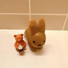 Item thumbnail for item 44221277-7109-4d96-b59b-5385913a176e