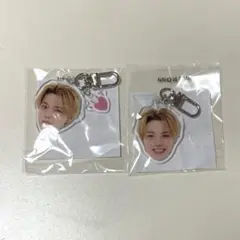 treasure トレジャー ドヨン 顔アクキー 喜怒哀楽