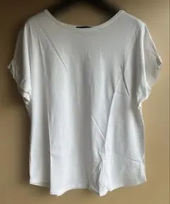 UNTITLED ホワイト 半袖Tシャツ 大きいサイズ4