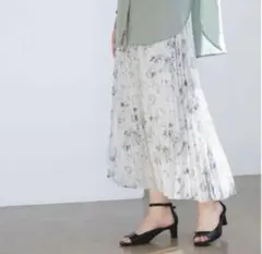 apart by lowrys 花柄プリーツ フレアスカート ロング グレーのサムネイル
