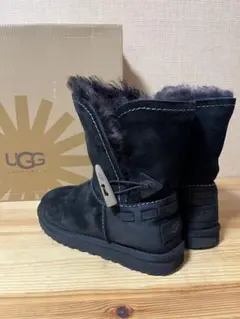 a423/訳アリ★UGG（アグ）W ウィメンズ メドウ ブーツ23㎝