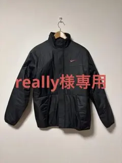 新品未使用Nike ブラック ジップアップジャケット