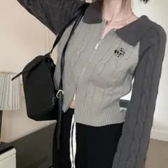 ケーブル編みポロ襟ニット