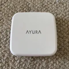 アユーラ　アイシャドウのサムネイル