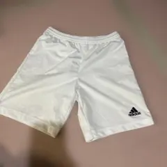 adidas ホワイト ハーフパンツ 160