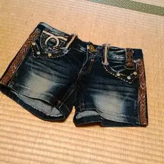 REDPEPPERショートパンツ