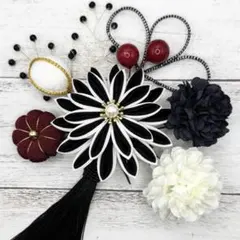 髪飾り　☆4123☆ 煌様　つまみ細工　成人式　卒業式