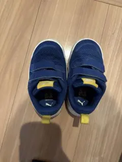 PUMA ネイビー スニーカー ベルクロ