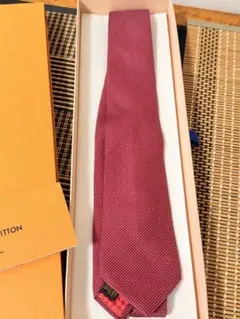 ドット ネクタイ