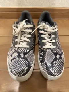 adidas スネーク柄 スニーカー⭐︎ゴルフシューズ⭐︎アディダスゴルフのサムネイル