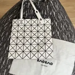 BAOBAO ISSEY MIYAKE ルーセント