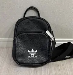adidas ミニリュック ショルダーバッグ