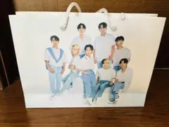 Item thumbnail for item c6dfe16f-bb6d-47b2-8282-edc89ce1b0e0