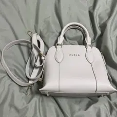 FURLA VITTORIA/DOMEドーム型S グレージュ