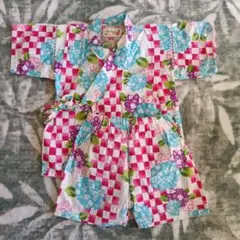 くろわっさんすべべ　紫陽花柄甚平 95cm