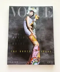 創刊125周年 記念号【VOGUE】THE COVERS 洋 書籍 付属品 付き 創刊125周年 記念号【VOGUE】THE COVERS 洋 書籍 付属品 付き - メルカリ