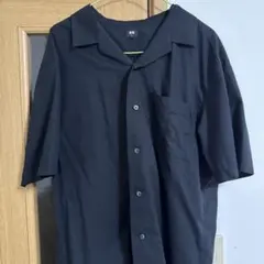 ユニクロ　シャツ　ブラック