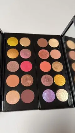 PAT McGRATH LABS アイシャドウパレット まとめ売りのサムネイル