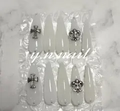 十字架　 y2k 地雷 シズルニック ギャルネイル　量産型　サブカル　ホワイト