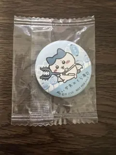 ちいかわ×くら寿司 缶バッジ ハチワレ