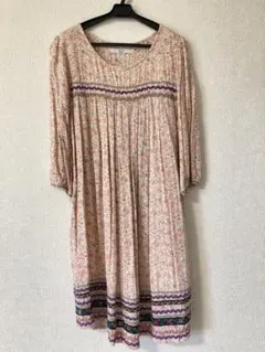 アナザーエデイション　花柄ワンピース