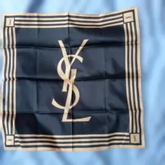 新品・未使用★イヴサンローラン　YSL ビッグロゴ　ハンカチ ゴールド ブラックのサムネイル