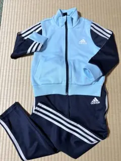 adidas キッズ ジャージ上 110cmライトブルー 下120cmネイビー