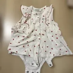 赤いハート柄ロンパース 80cmまで対応