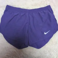 【Nike 】DRI-FIT 紫 ショートパンツ，トレーニング，スポーツSサイズ