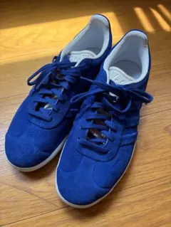 adidas gazelleネイビー スエード スニーカー 26cmのサムネイル