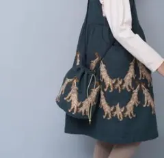 タグ付き♪ミナペルホネン　wolf＆flower ポシェットのサムネイル