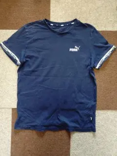 PUMA 　ネイビー　半袖Tシャツ 　150サイズのサムネイル