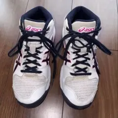バスケットボールシューズ　21.5センチ