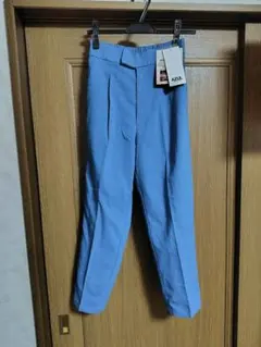 AZUL B-HEATヴィーナステーパードパンツ