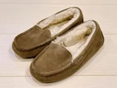 UGG グレージュ モカシン 22cm