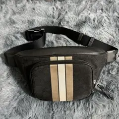 COACH ボディバッグ ブラック/ベージュ