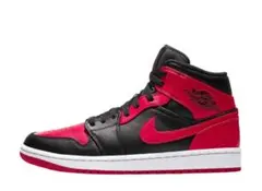 Nike Air Jordan 1 Mid "Bred"のサムネイル