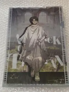 進撃の巨人　reflect memories クリアファイル　リヴァイ