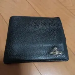 ヴィヴィアンウエストウッド 折り財布