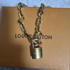 Louis Vuitton ゴールドチェーンネックレスのサムネイル