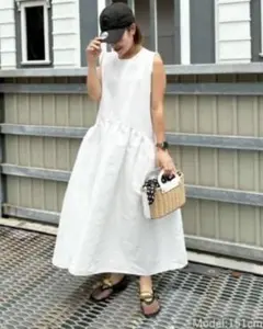 donoban シャイニー　ワンピース　ホワイト