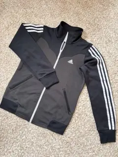 adidas 黒トラックジャケット　ジャージ