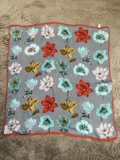 deux C 花柄スカーフ