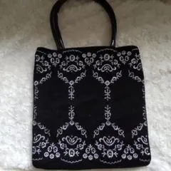 ✨新品／近沢レース／銀刺繍トート／ベルベット／バッグ／ブラック✨