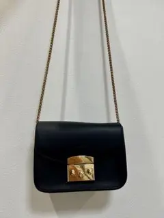 Item thumbnail for item 49822947-a178-43b1-85b1-6e48d69a708b