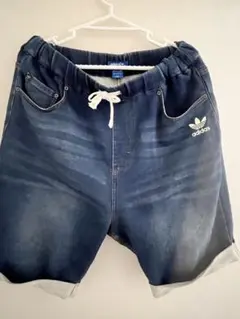 adidas originalsデニムブルー ショートパンツ