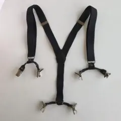 6 개의 클립 클로저가 달린 블랙 멜빵