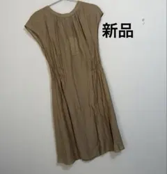 【新品】定価19,250円【INDIVI】ギャザーワンピースのサムネイル