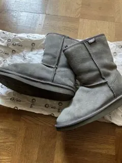 Item thumbnail for item 9810ea2c-f459-4950-8392-4f76029f7ef5